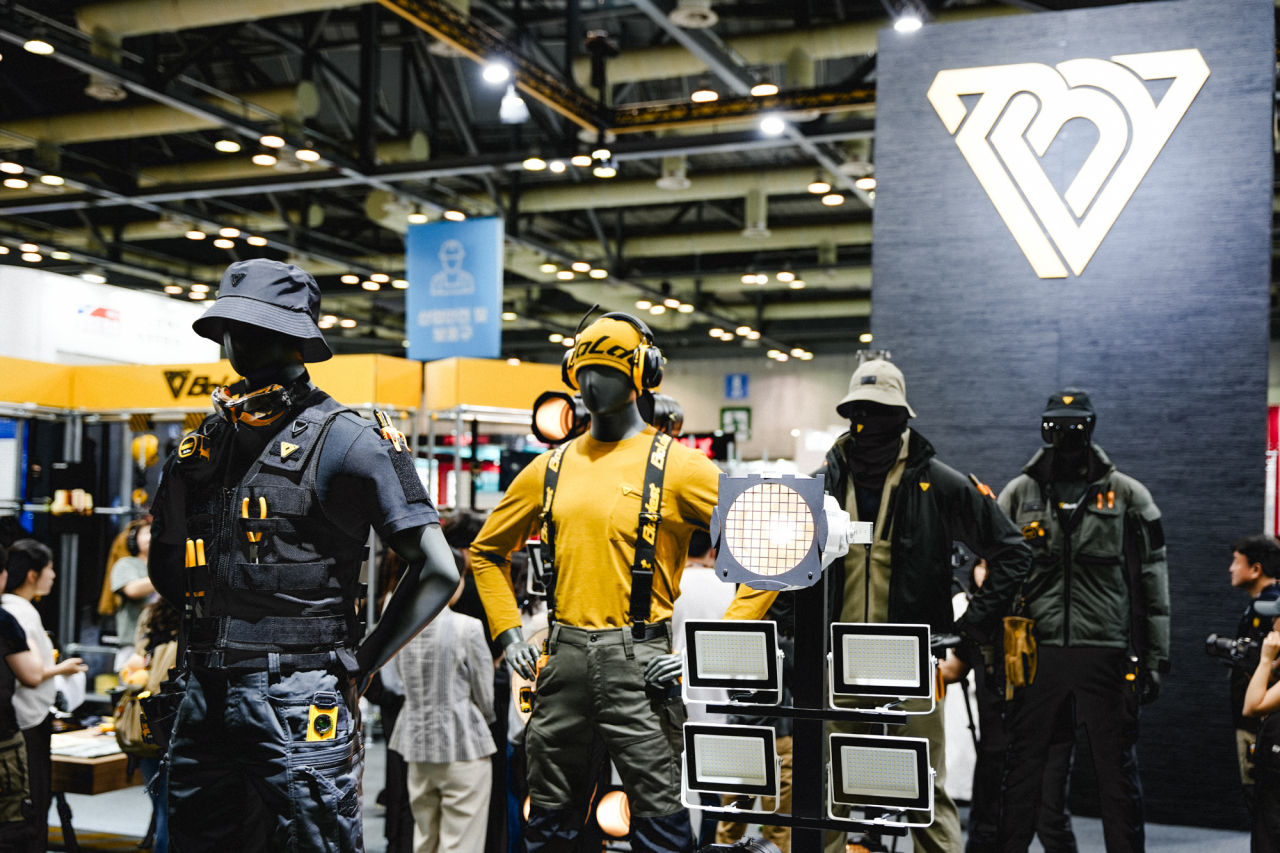 '볼디스트'의 4가지 직업군별 특화라인(건설&공사, 정비&기계, 페인터, 전기공)
